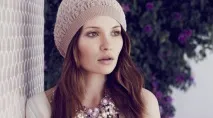 Емілі Браунінг (Emily Browning), Навколо Зірок емілі