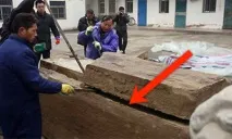 Фанатки у сльозах Роналду виявився геєм! (ПІКАНТНІ ФОТО) сльозах