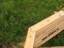 Рубка в теплий кут, рубання кутів стін будинку, кут будинку, в шип паз будинку з бруса, стик брусів по рубка