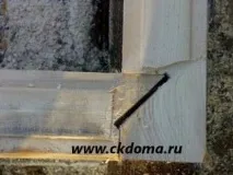 Рубка в теплий кут, рубання кутів стін будинку, кут будинку, в шип паз будинку з бруса, стик брусів по теплий