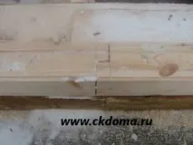 Рубка в теплий кут, рубання кутів стін будинку, кут будинку, в шип паз будинку з бруса, стик брусів по рубка