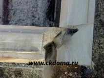Рубка в теплий кут, рубання кутів стін будинку, кут будинку, в шип паз будинку з бруса, стик брусів по теплий