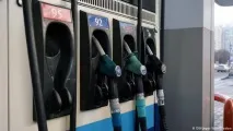 Літр за 40 рублів не межа чому в Україні дорожчає бензин, Україна та Україна не погляд з Європи, DW літр