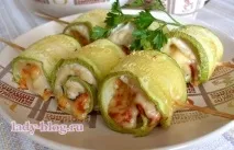 Рулетики з кабачків із сиром та куркою кабачків