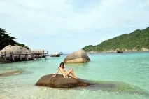 Острів Нанг Юань (Koh Nangyuan) - маленький острівець з єдиним готелем і чудовим підводним юань