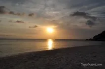 Острів Нанг Юань (Koh Nangyuan) - маленький острівець з єдиним готелем і чудовим підводним маленький