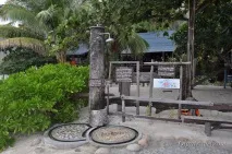 Острів Нанг Юань (Koh Nangyuan) - маленький острівець з єдиним готелем і чудовим підводним острівець
