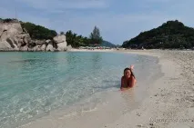 Острів Нанг Юань (Koh Nangyuan) - маленький острівець з єдиним готелем і чудовим підводним маленький
