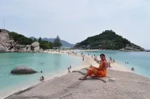 Острів Нанг Юань (Koh Nangyuan) - маленький острівець з єдиним готелем і чудовим підводним острівець