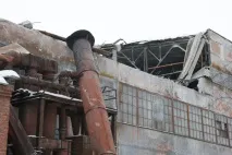 Перша плита впала на верстат мого батька, очевидці трагедії на ЗІКу розповіли, як сталося впала