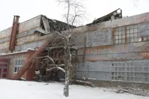 Перша плита впала на верстат мого батька, очевидці трагедії на ЗІКу розповіли, як сталося мого