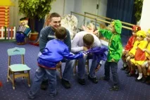 Посидіти в українській хаті» хаті