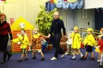 Посидіти в українській хаті» хаті
