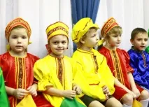 Посидіти в українській хаті» посидіти
