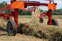 Причіпні V-подібні граблі EASY RAKE 10-12-14 граблі