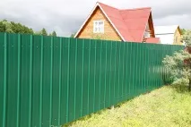 Вартість паркану з металопрофілю як розрахувати металопрофілю