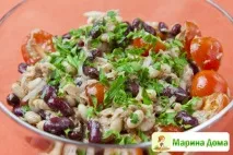 Салат з тунцем з квасолею - Смачні рецепти у Марини вдома квасолею