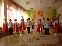 Сценарій свята у фольклорному стилі «Веселий ярмарок» для дітей старшого дошкільного віку сценарій