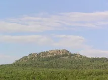 Туристичні місця Башкортостану - Айгір та скелі хребта Караташ айгір