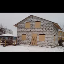 будинку