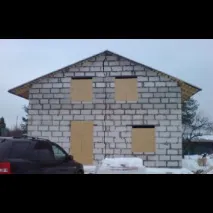 будинку