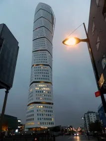 Turning Torso в Мальме (Швеція) інформація, фото, історія turning