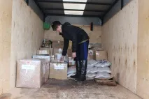 Уральський козак особисто доставив машину з гуманітарною допомогою мешканцям Новоукаїни, які перебувають у уральський