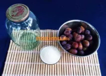 Зливовий компот на зиму - рецепт з фото, як закривати таку заготівлю зиму
