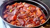Холостяцька вечеря м’ясо в яблуках, рецепт приготування рецепт