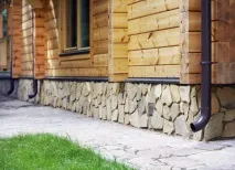 Цокольний сайдинг «під камінь» камінь