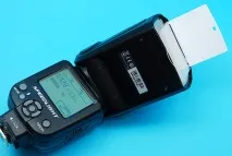 Фотоспалах Triopo TR-950, просто ще один мануальний дешевий китайський спалах фотоспалах