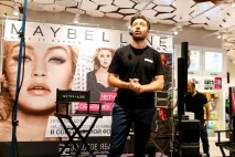 Інтерв’ю Юрій Столяров Maybelline