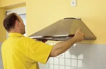 Якими способами проводиться установка витяжок на кухні способами