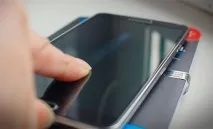 Як відполірувати екран телефону екран