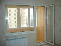 Як відрегулювати пластикові двері двері
