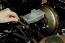 Як замінити головний циліндр гальм ВАЗ-2110 головний