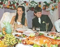 Як виглядали Мишко Галустян та його дружина у день свого весілля (Фото) його