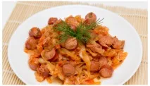 Капуста тушкована з м’ясом – 8 рецептів тушкована