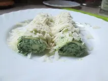 Каннеллоні - ефектні фаршировані макарони каннеллоні