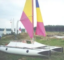 Катамаран Альбатрос – огляд вітрильного катамарана Альбатрос, його швидкість та інструкція зі збирання катамарана