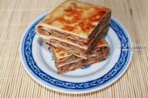 Багатошарові китайські коржики Жоубін з м’ясом (рецепт з фото) коржики
