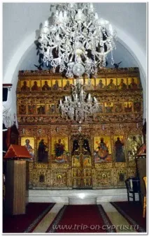 Монастир Святого Пантелеймона на Кіпрі. монастир