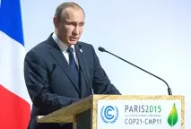 На саміті з екології в Парижі світова політика показала високий розпал Політика Україна парижі