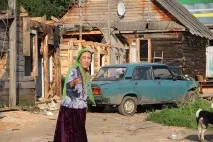 ОМОН проти циганського табору Як у Татарстані зносили 14 нелегальних будинків циганського