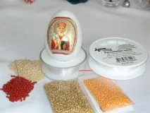Оплетення яйця з термонаклейкою, все про бісер і бісерну творчість яйця