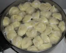 Пельмені на кефірі пельмені