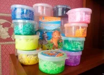 березня