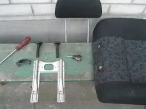 Підголівники задніх пасажирів мене
