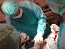 Професійна заміна колінного суглоба колінного
