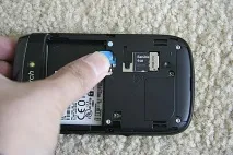 Розбираємо смартфон BlackBerry Torch BlackBerry